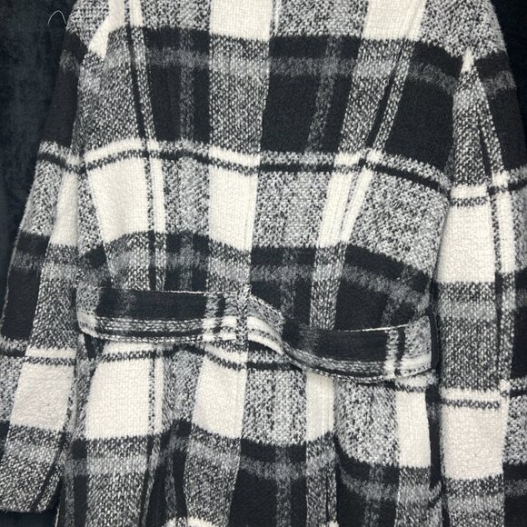 Forever 21 Women’s Plaid Wool Blend Peacoat Black White Size Large - Picture 3 of 6